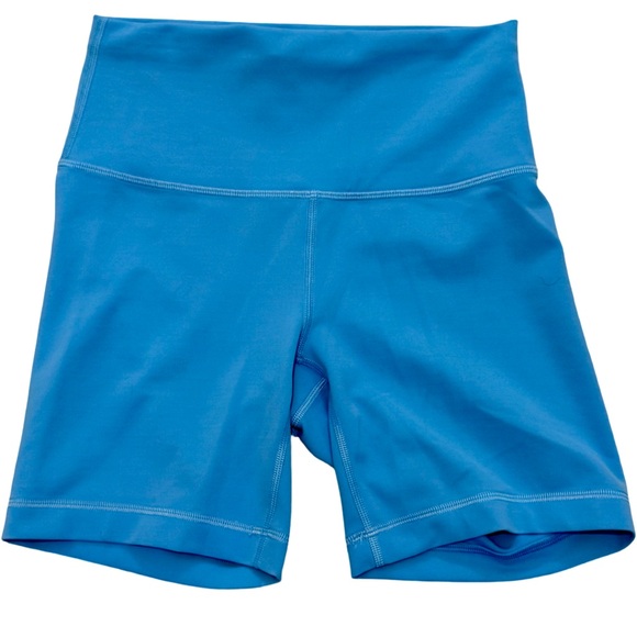 Lululemon Align High-Rise Short 6"-Kayak Blue-Size 6 - Picture 3 of 4